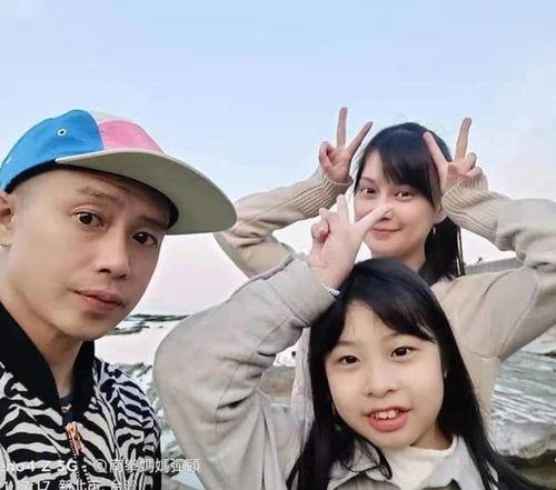 女子爆料弹头视频,揭秘娱乐圈不为人知的秘密 第3张 女子爆料弹头视频,揭秘娱乐圈不为人知的秘密 第3张